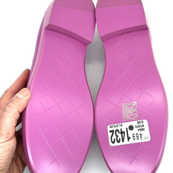 CHANEL 24C Leather Quilted Tab Turn Lock Turnlock CC Loafer Moccasin Flats - Picture 13 of 15